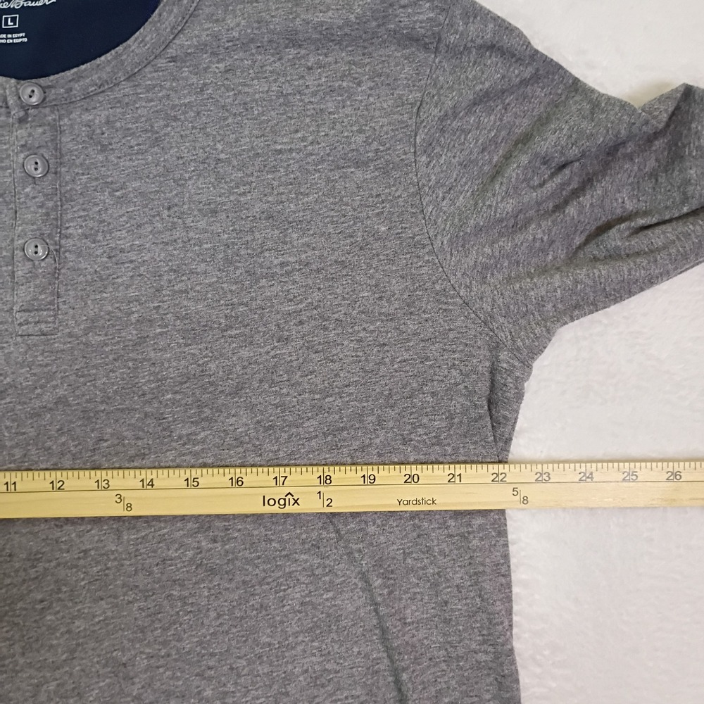 Eddie Bauer Men's Large Gray Long Sleeve Henley Shirt 3 Button - Picture 6 of 12